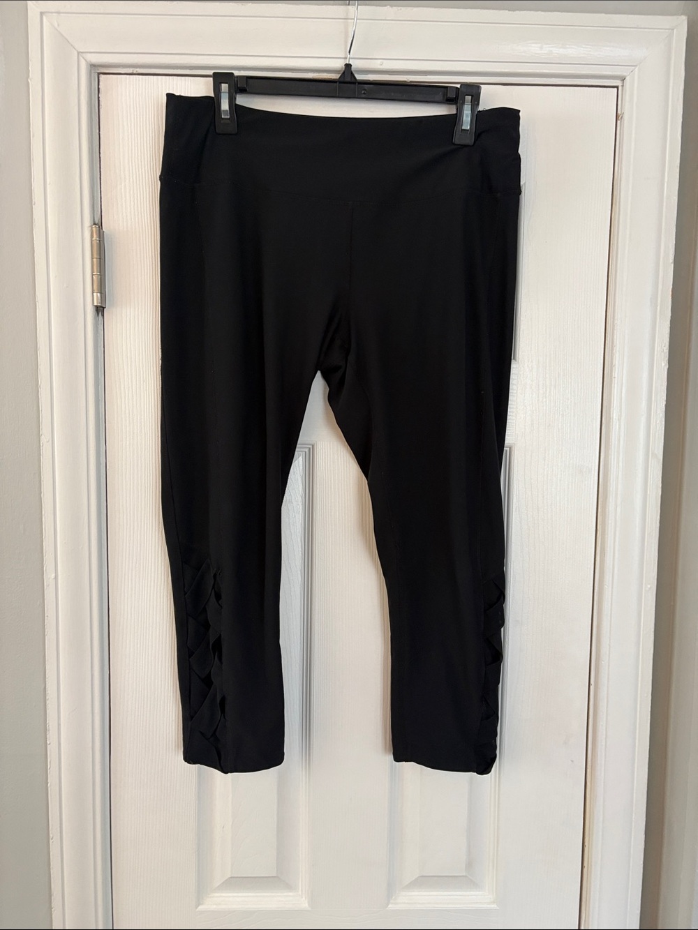 90 Degree by Reflex Black High Waisted Lattice Crop Capri Leggings Size XL Yoga